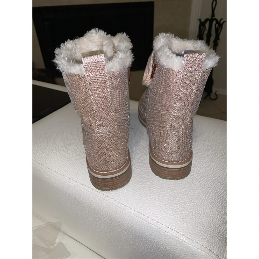 Eva and Zoe girls' size 4 pink glitter boots, new